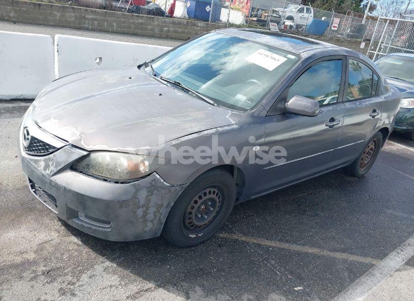 Photo 2 of 2007 Mazda Mazda3 I (VIN JM1BK32FX71626522)