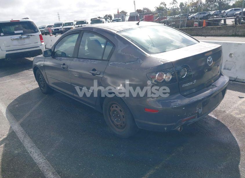 Photo 3 of 2007 Mazda Mazda3 I (VIN JM1BK32FX71626522)