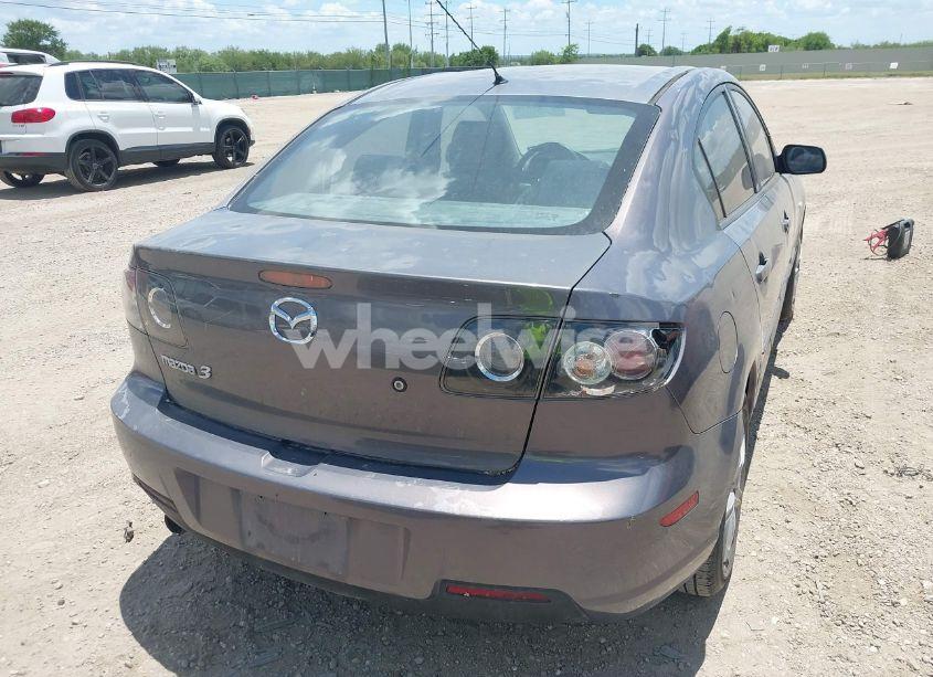 Photo 13 of 2009 Mazda Mazda3 I SPORT (VIN JM1BK32FX91231033)