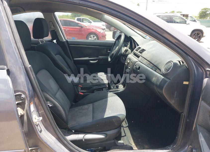 Photo 5 of 2009 Mazda Mazda3 I SPORT (VIN JM1BK32FX91231033)