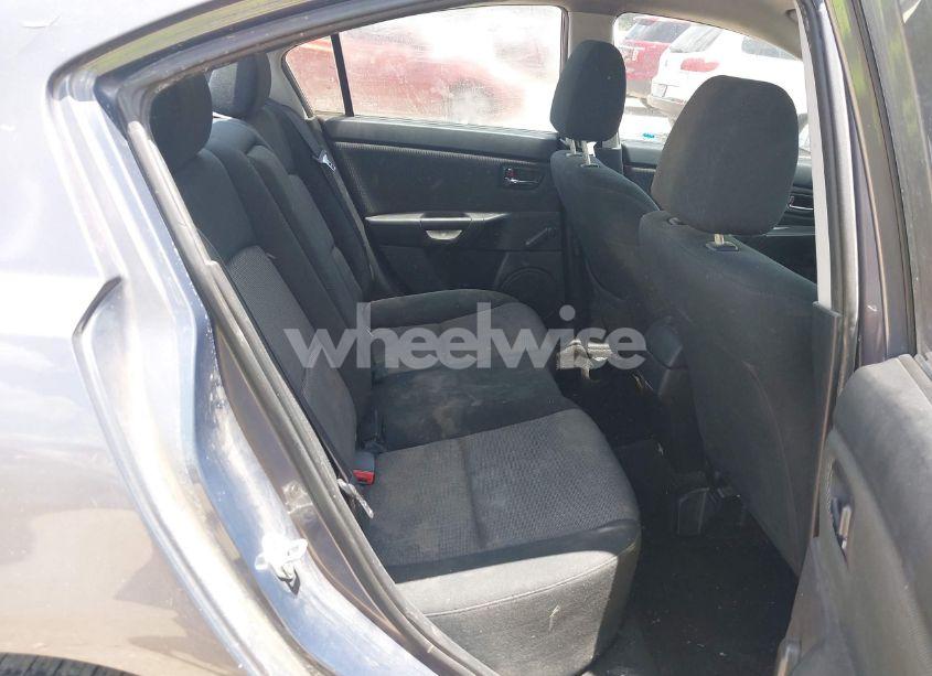 Photo 8 of 2009 Mazda Mazda3 I SPORT (VIN JM1BK32FX91231033)