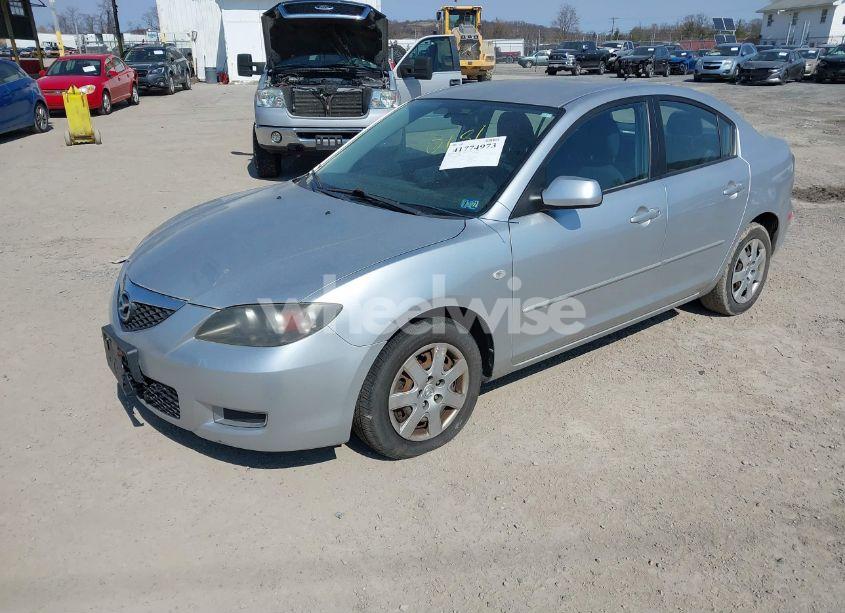 Photo 2 of 2009 Mazda Mazda3 I SPORT (VIN JM1BK32FX91250181)