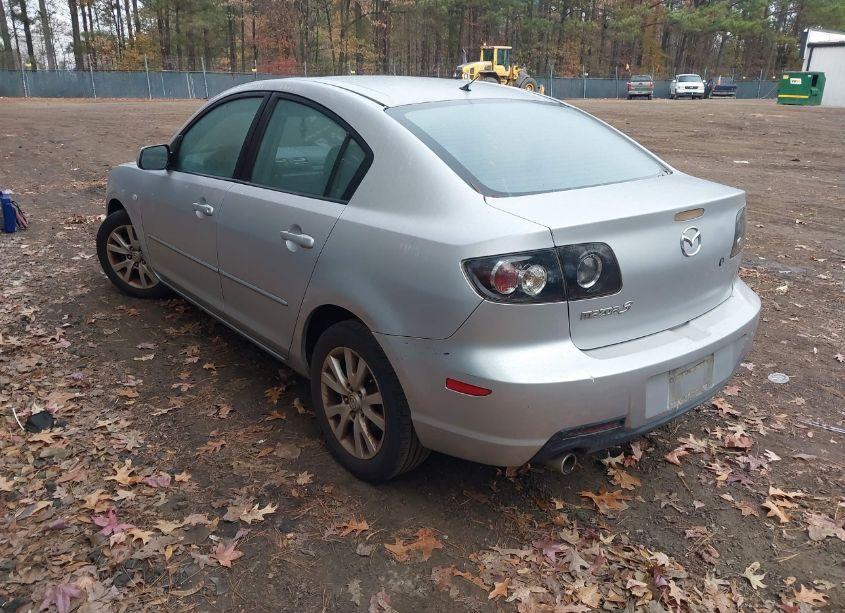 Photo 3 of 2008 Mazda Mazda3 I (VIN JM1BK32G181813013)