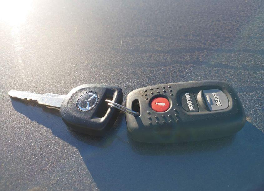 Photo 11 of 2009 Mazda Mazda3 I (VIN JM1BK32G191248487)