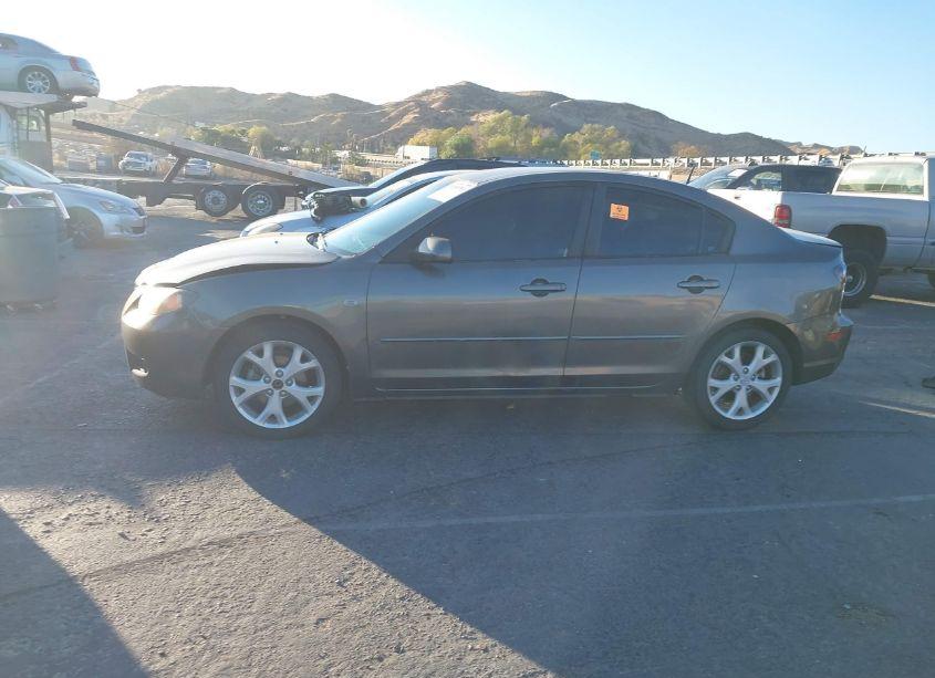 Photo 14 of 2009 Mazda Mazda3 I (VIN JM1BK32G191248487)