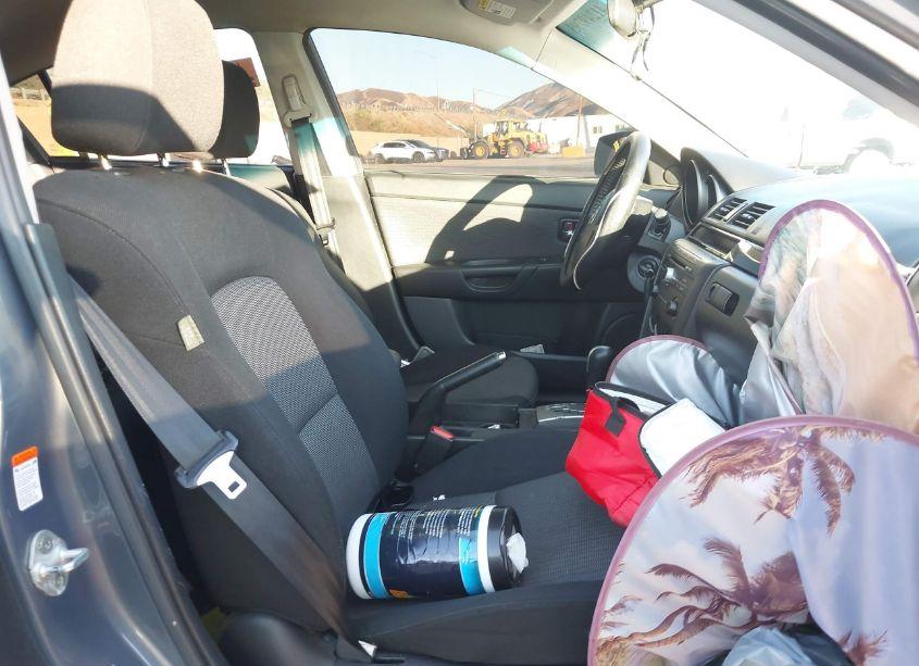 Photo 5 of 2009 Mazda Mazda3 I (VIN JM1BK32G191248487)