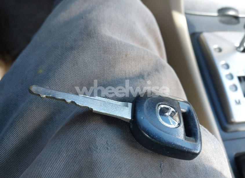 Photo 11 of 2008 Mazda Mazda3 I SPORT (VIN JM1BK32G381863976)