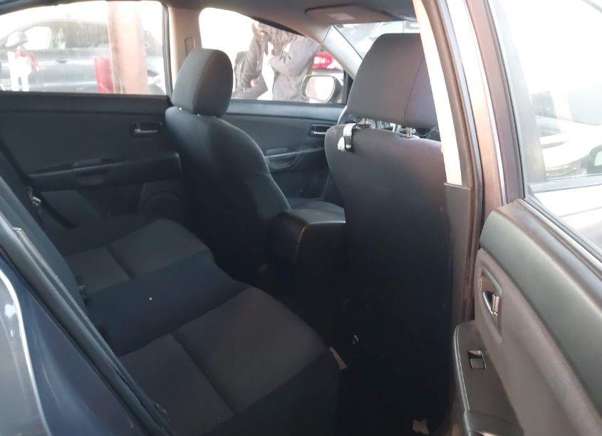 Photo 8 of 2007 Mazda Mazda3 I (VIN JM1BK32G471762203)