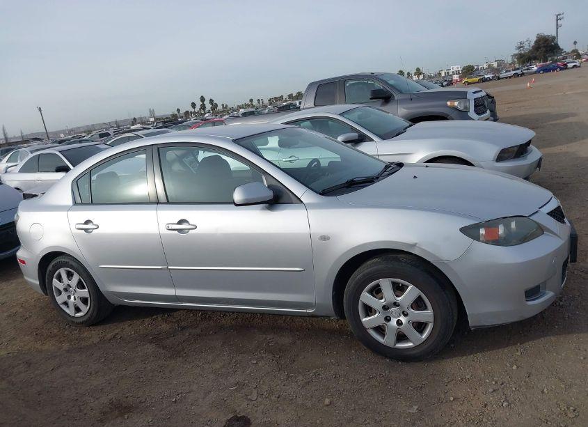 Photo 13 of 2008 Mazda Mazda3 I SPORT (VIN JM1BK32G481831828)