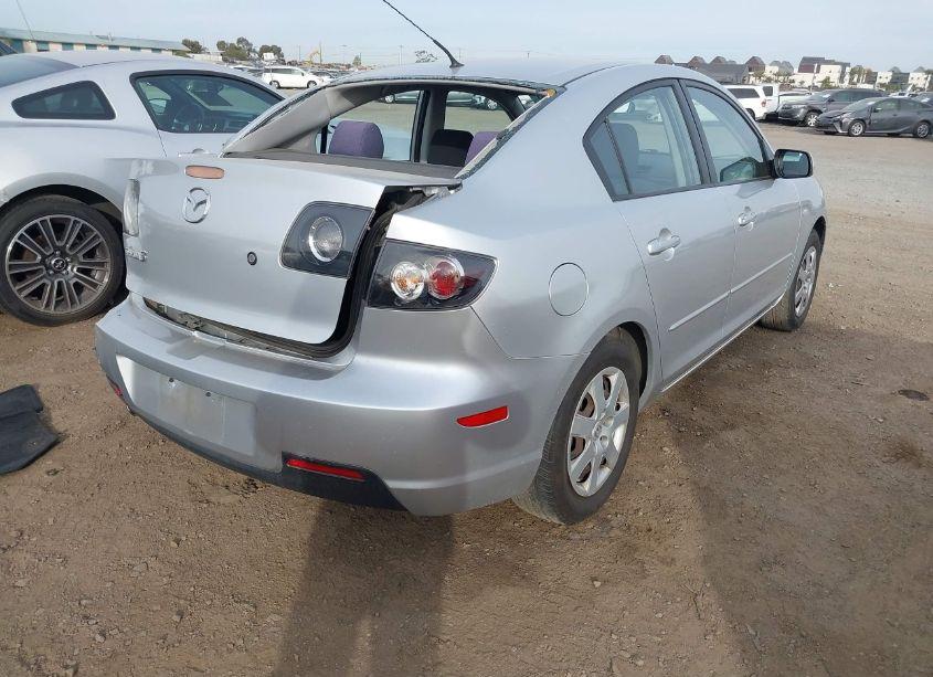 Photo 4 of 2008 Mazda Mazda3 I SPORT (VIN JM1BK32G481831828)