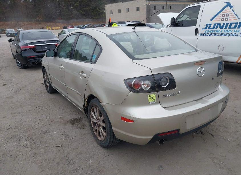 Photo 3 of 2007 Mazda Mazda3 I (VIN JM1BK32G671735732)