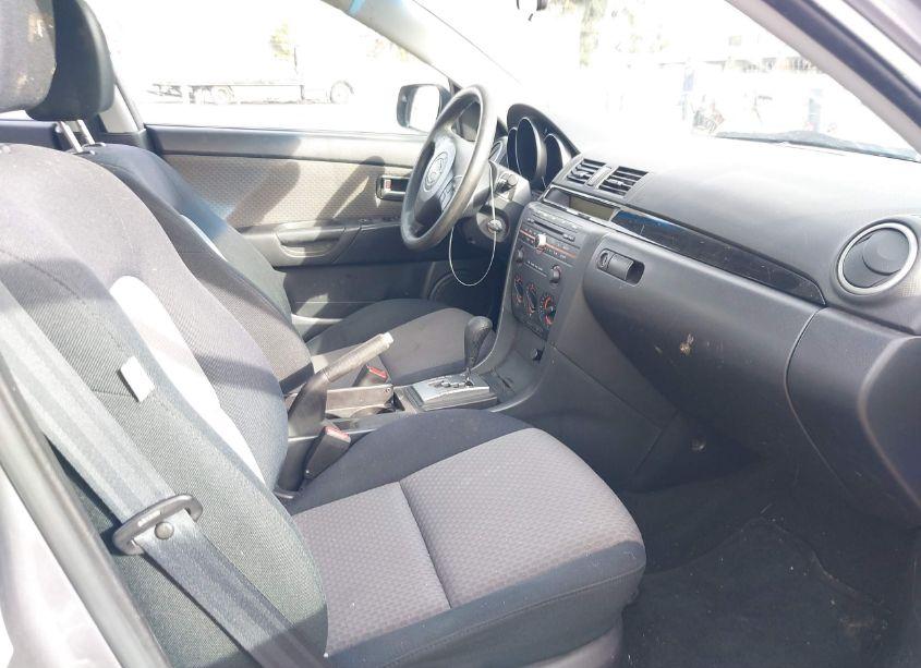 Photo 5 of 2006 Mazda Mazda3 I (VIN JM1BK32G761443375)
