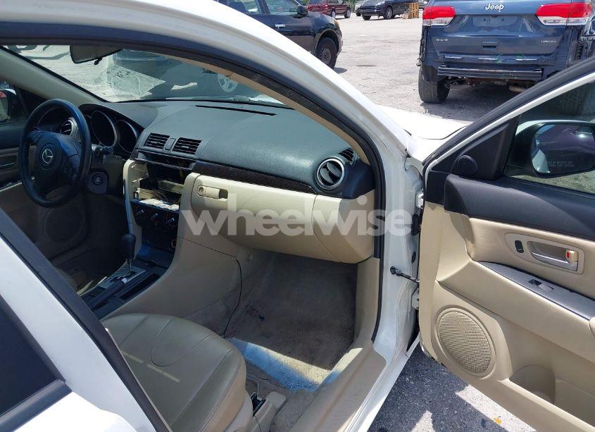 Photo 5 of 2008 Mazda Mazda3 I (VIN JM1BK32G781831113)