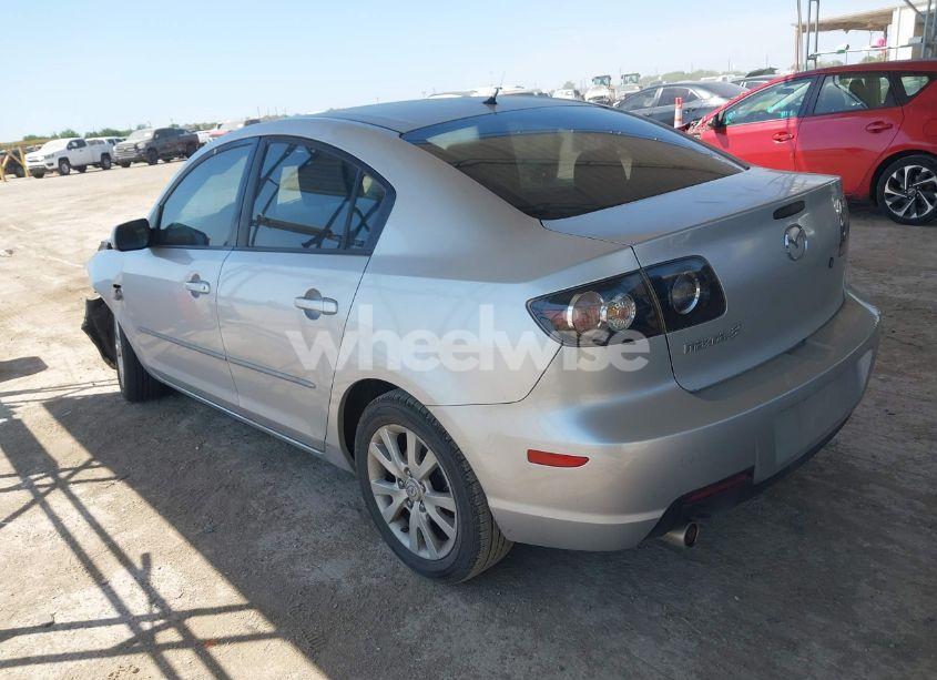 Photo 3 of 2008 Mazda Mazda3 I (VIN JM1BK32G981815219)