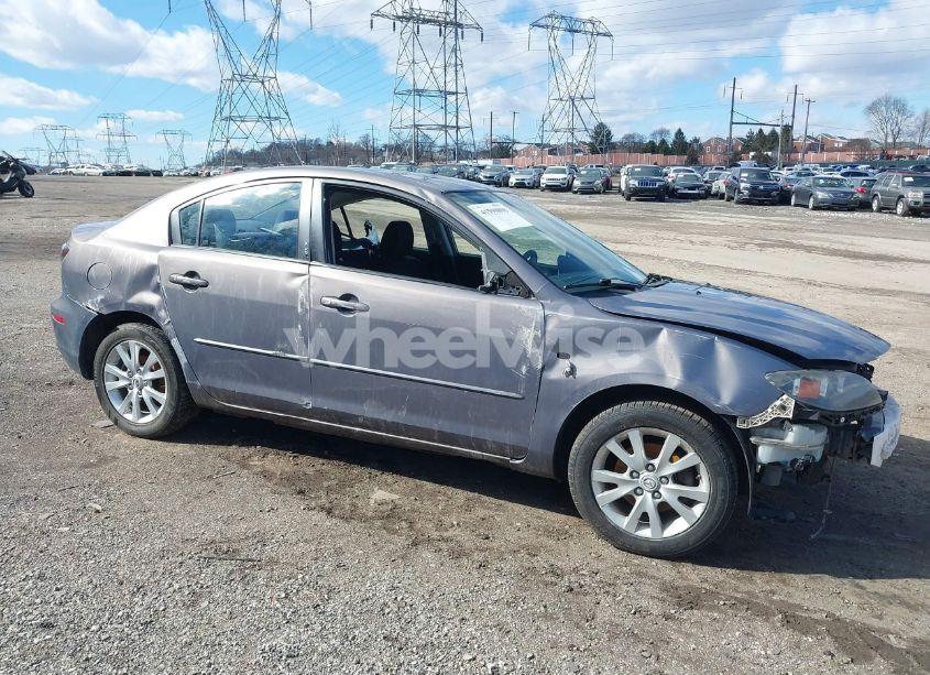 2007 Mazda Mazda3 I (VIN JM1BK32GX71623094) main photo