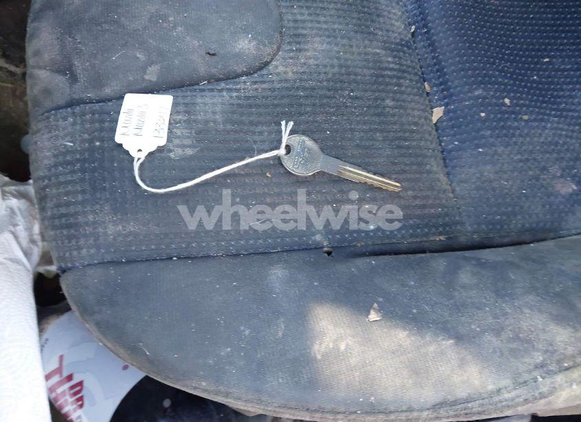 Photo 11 of 2004 Mazda Mazda3 S (VIN JM1BK343541133247)