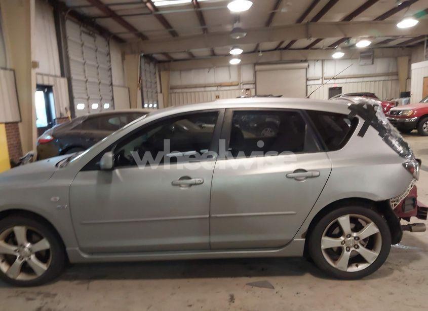 Photo 14 of 2005 Mazda Mazda3 S (VIN JM1BK343651237053)