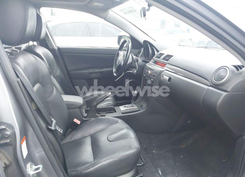 Photo 5 of 2004 Mazda Mazda3 S (VIN JM1BK343741217862)