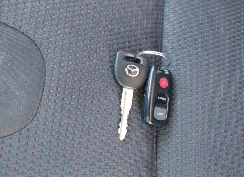 Photo 11 of 2008 Mazda Mazda3 (VIN JM1BK343981867766)