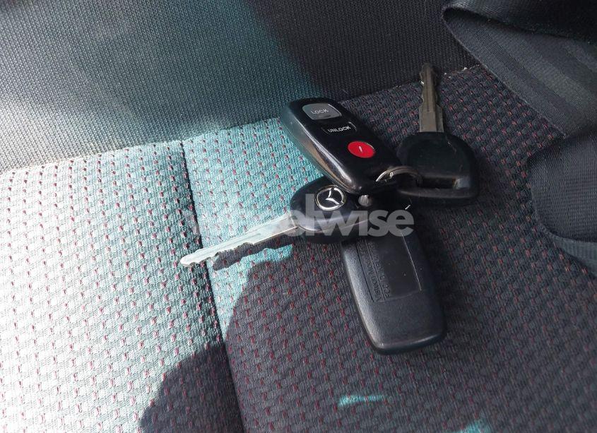 Photo 11 of 2009 Mazda Mazda3 S TOURING (VIN JM1BK344191247911)