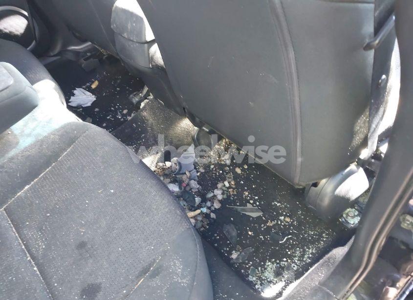 Photo 8 of 2009 Mazda Mazda3 S SPORT (VIN JM1BK344691203922)