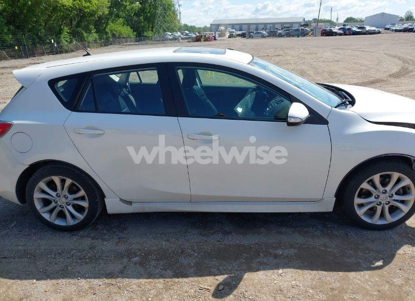 Photo 13 of 2010 Mazda Mazda3 S SPORT (VIN JM1BL1H50A1113531)