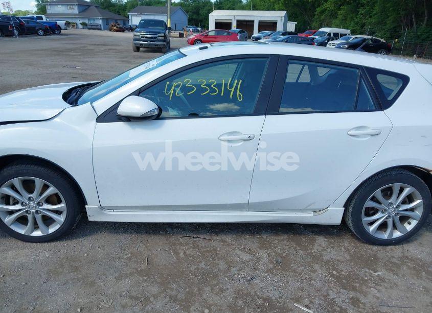 Photo 14 of 2010 Mazda Mazda3 S SPORT (VIN JM1BL1H50A1113531)