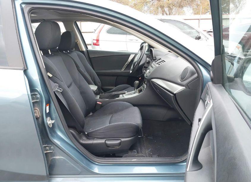 Photo 5 of 2010 Mazda Mazda3 S SPORT (VIN JM1BL1H50A1159523)