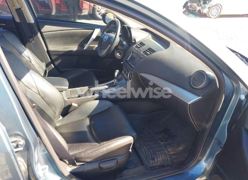 Photo 5 of 2010 Mazda Mazda3 S GRAND TOURING (VIN JM1BL1H50A1229022)