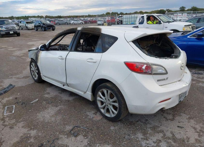 Photo 3 of 2010 Mazda Mazda3 (VIN JM1BL1H50A1248587)