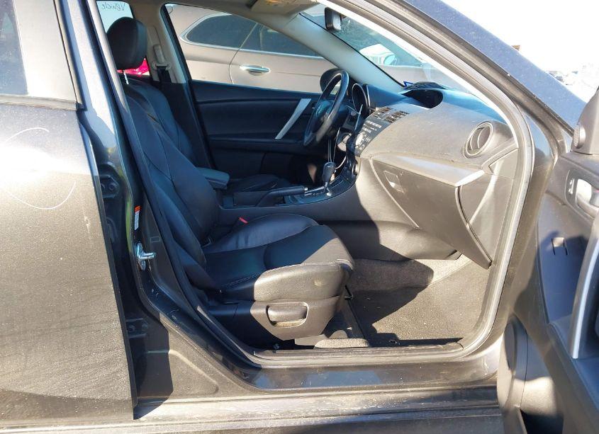 Photo 5 of 2010 Mazda Mazda3 S GRAND TOURING (VIN JM1BL1H50A1248654)