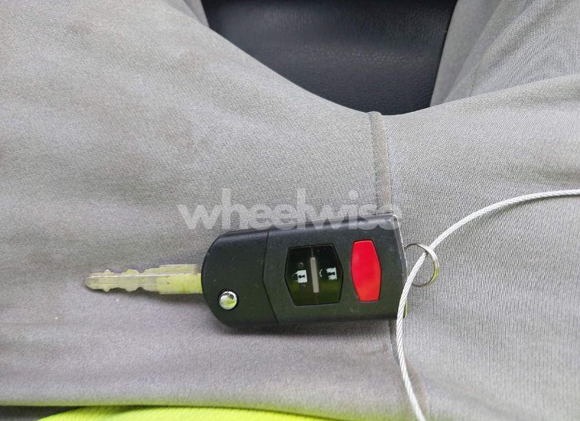 Photo 11 of 2010 Mazda Mazda3 (VIN JM1BL1H51A1256634)