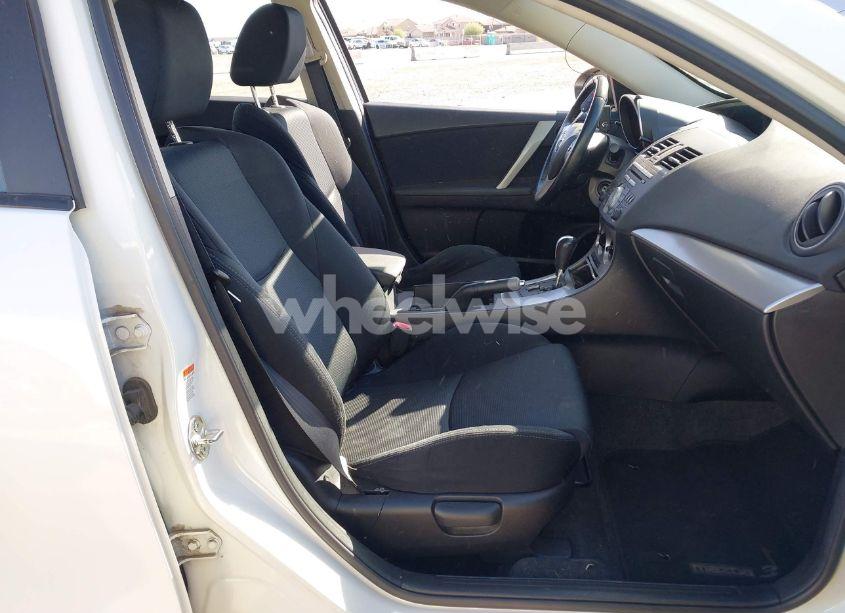 Photo 5 of 2010 Mazda Mazda3 S SPORT (VIN JM1BL1H54A1242050)