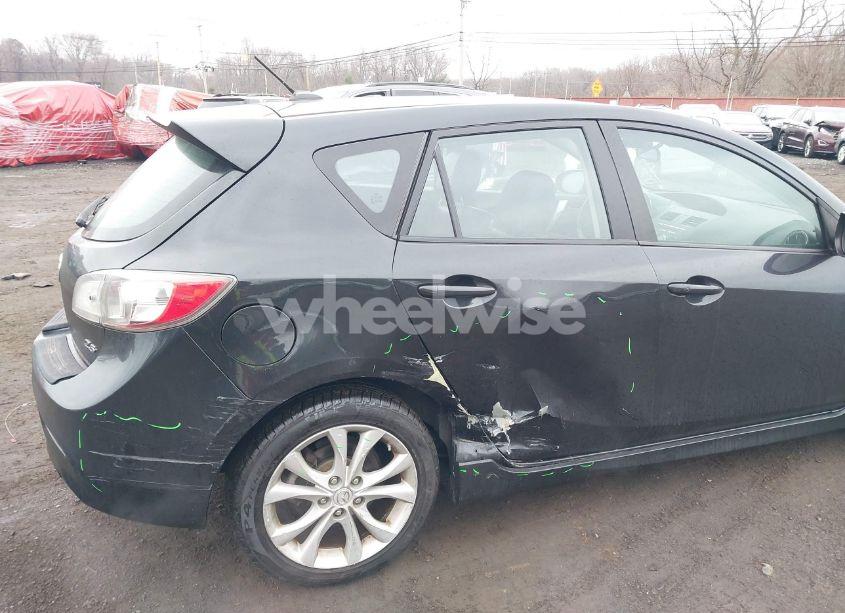 Photo 12 of 2010 Mazda Mazda3 S GRAND TOURING (VIN JM1BL1H55A1132950)