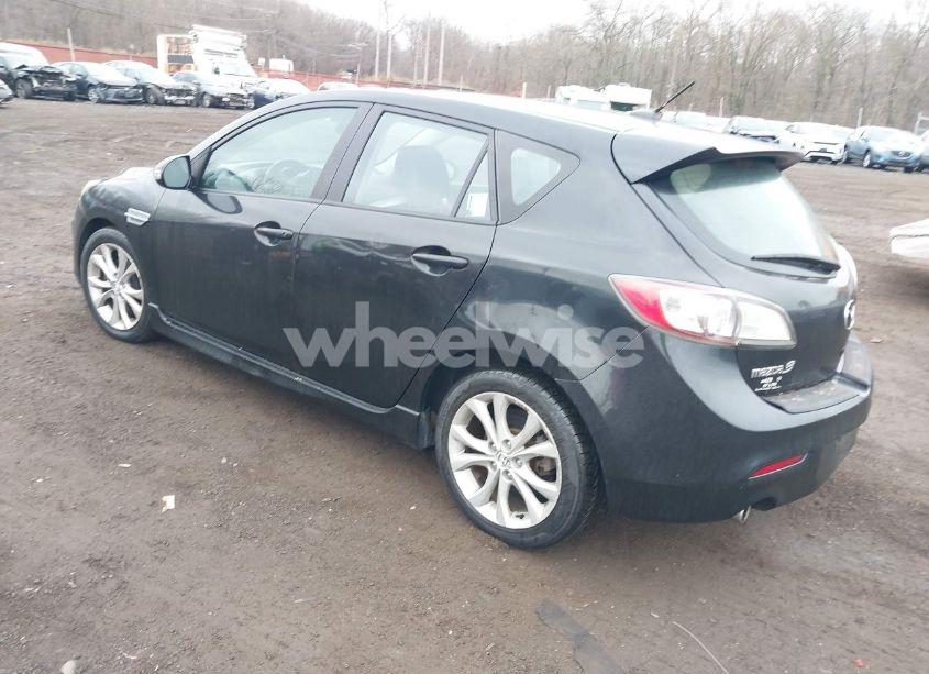 Photo 3 of 2010 Mazda Mazda3 S GRAND TOURING (VIN JM1BL1H55A1132950)