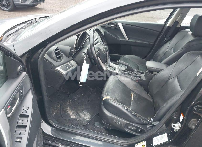 Photo 5 of 2010 Mazda Mazda3 S GRAND TOURING (VIN JM1BL1H55A1132950)