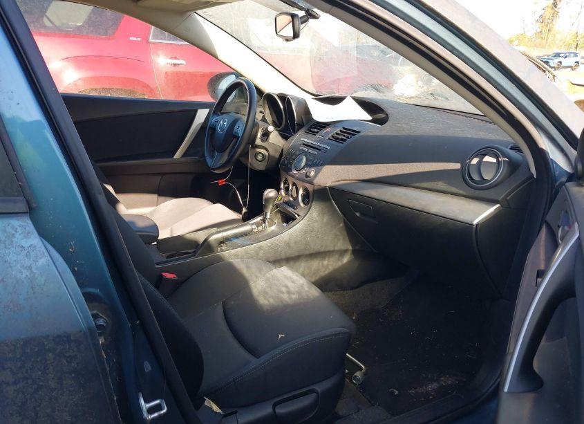 Photo 5 of 2010 Mazda Mazda3 S SPORT (VIN JM1BL1H55A1230795)