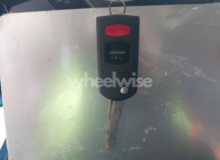 Photo 11 of 2010 Mazda Mazda3 S SPORT (VIN JM1BL1H55A1252053)