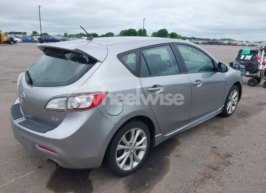 Photo 4 of 2010 Mazda Mazda3 S GRAND TOURING (VIN JM1BL1H56A1127997)