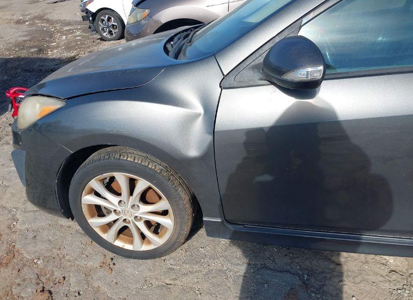 Photo 6 of 2010 Mazda Mazda3 S GRAND TOURING (VIN JM1BL1H56A1141253)