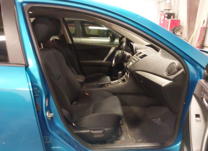 Photo 5 of 2010 Mazda Mazda3 S SPORT (VIN JM1BL1H56A1210684)