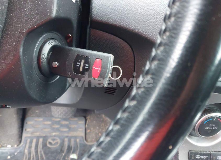 Photo 11 of 2010 Mazda Mazda3 S GRAND TOURING (VIN JM1BL1H57A1214078)