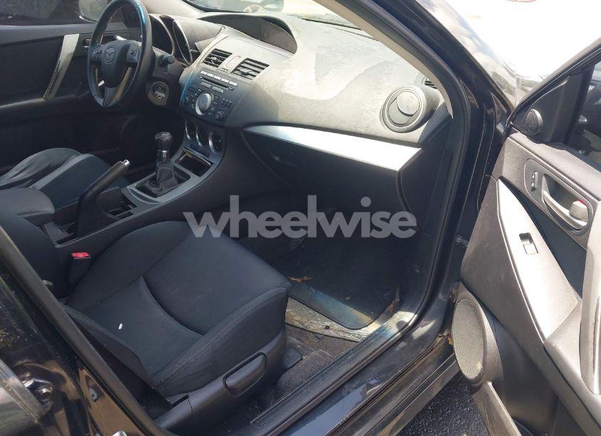 Photo 5 of 2010 Mazda Mazda3 S SPORT (VIN JM1BL1H57A1336522)