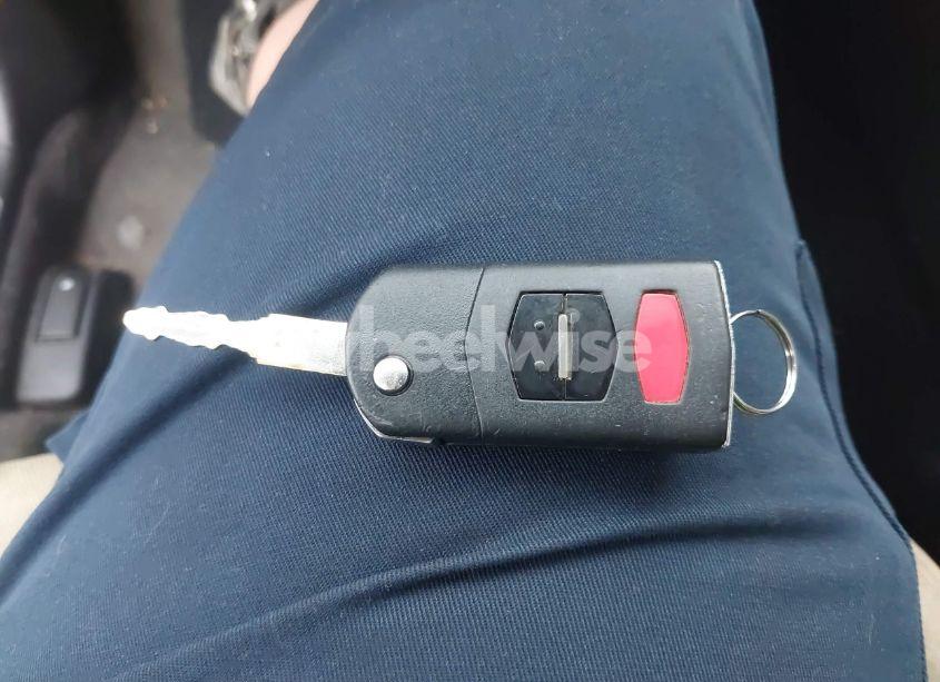 Photo 11 of 2010 Mazda Mazda3 S SPORT (VIN JM1BL1H58A1199817)