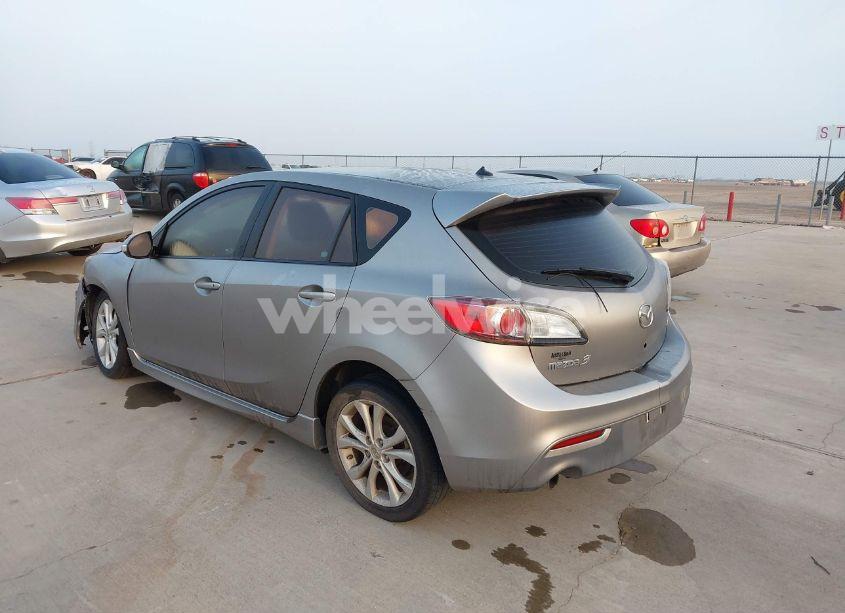 Photo 3 of 2010 Mazda Mazda3 S SPORT (VIN JM1BL1H5XA1227021)