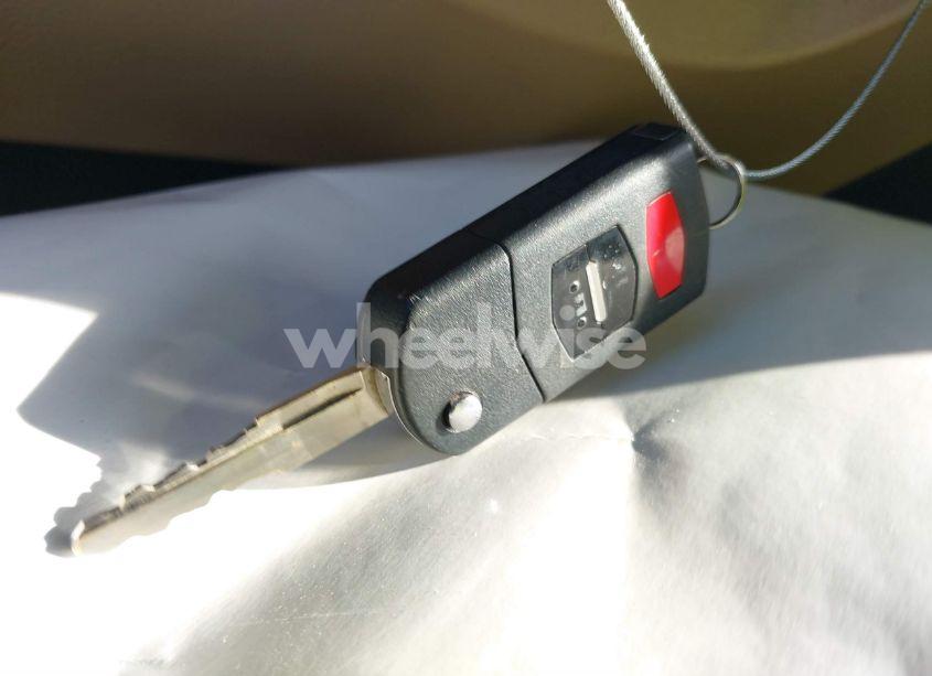 Photo 11 of 2010 Mazda Mazda3 S SPORT (VIN JM1BL1H60A1199271)