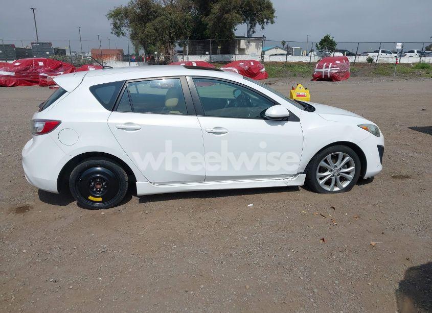 Photo 14 of 2010 Mazda Mazda3 S GRAND TOURING (VIN JM1BL1H60A1311440)