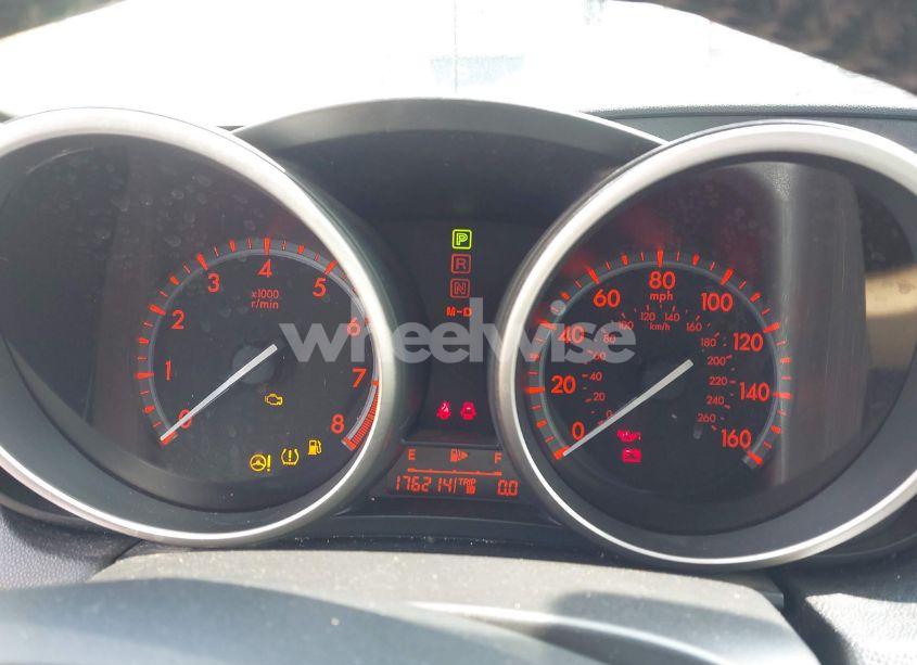 Photo 7 of 2010 Mazda Mazda3 S GRAND TOURING (VIN JM1BL1H60A1311440)