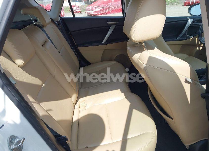 Photo 8 of 2010 Mazda Mazda3 S GRAND TOURING (VIN JM1BL1H60A1311440)