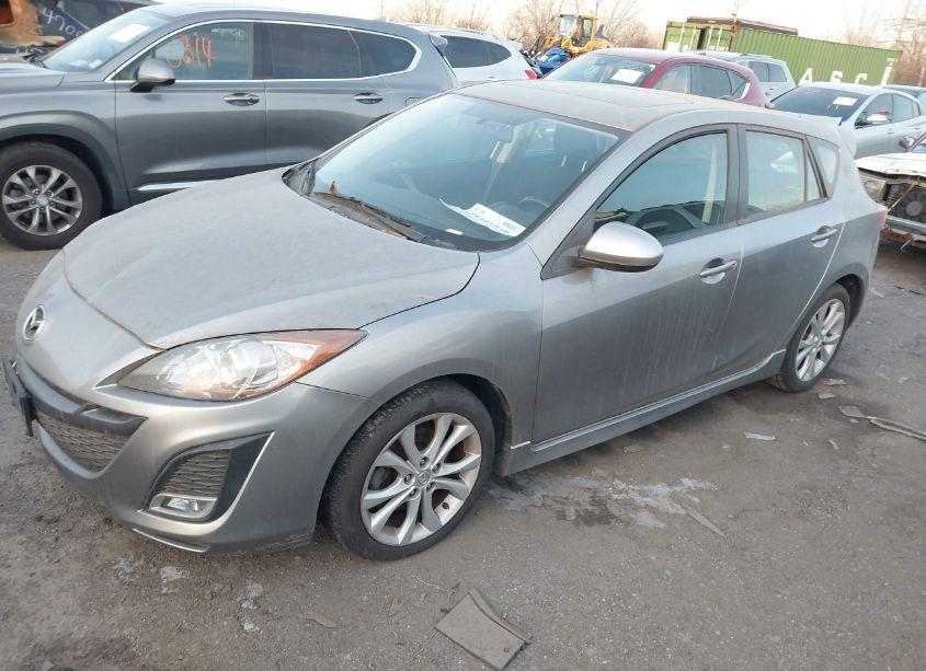 Photo 2 of 2010 Mazda Mazda3 S SPORT (VIN JM1BL1H61A1338808)